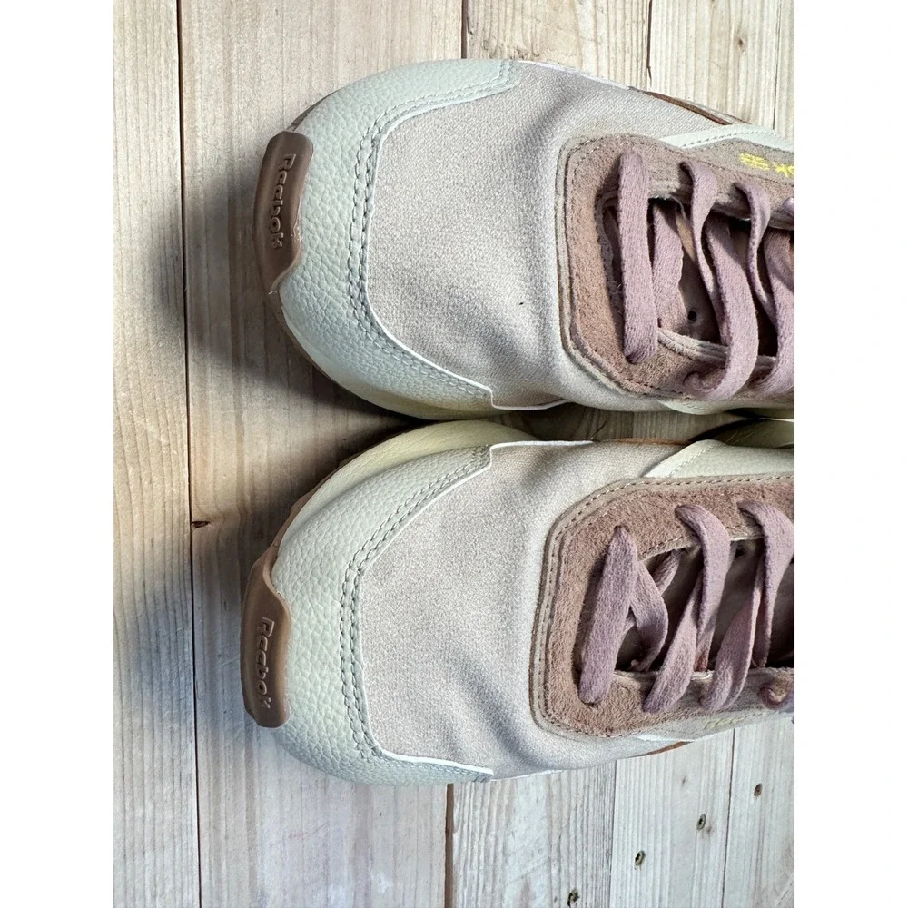 Reebok excellent used